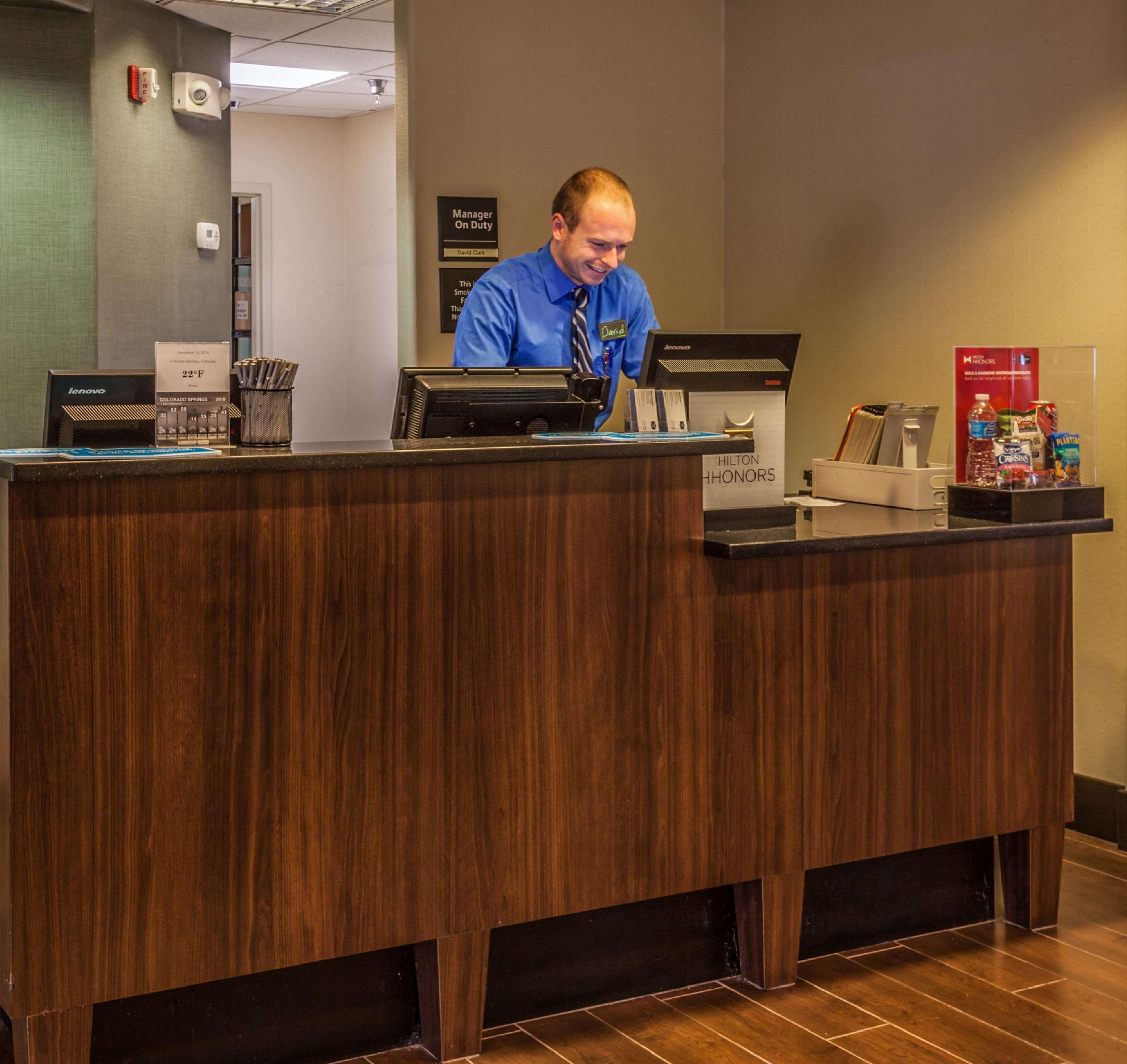 Hampton Inn Colorado Springs-Airport Eksteriør bilde