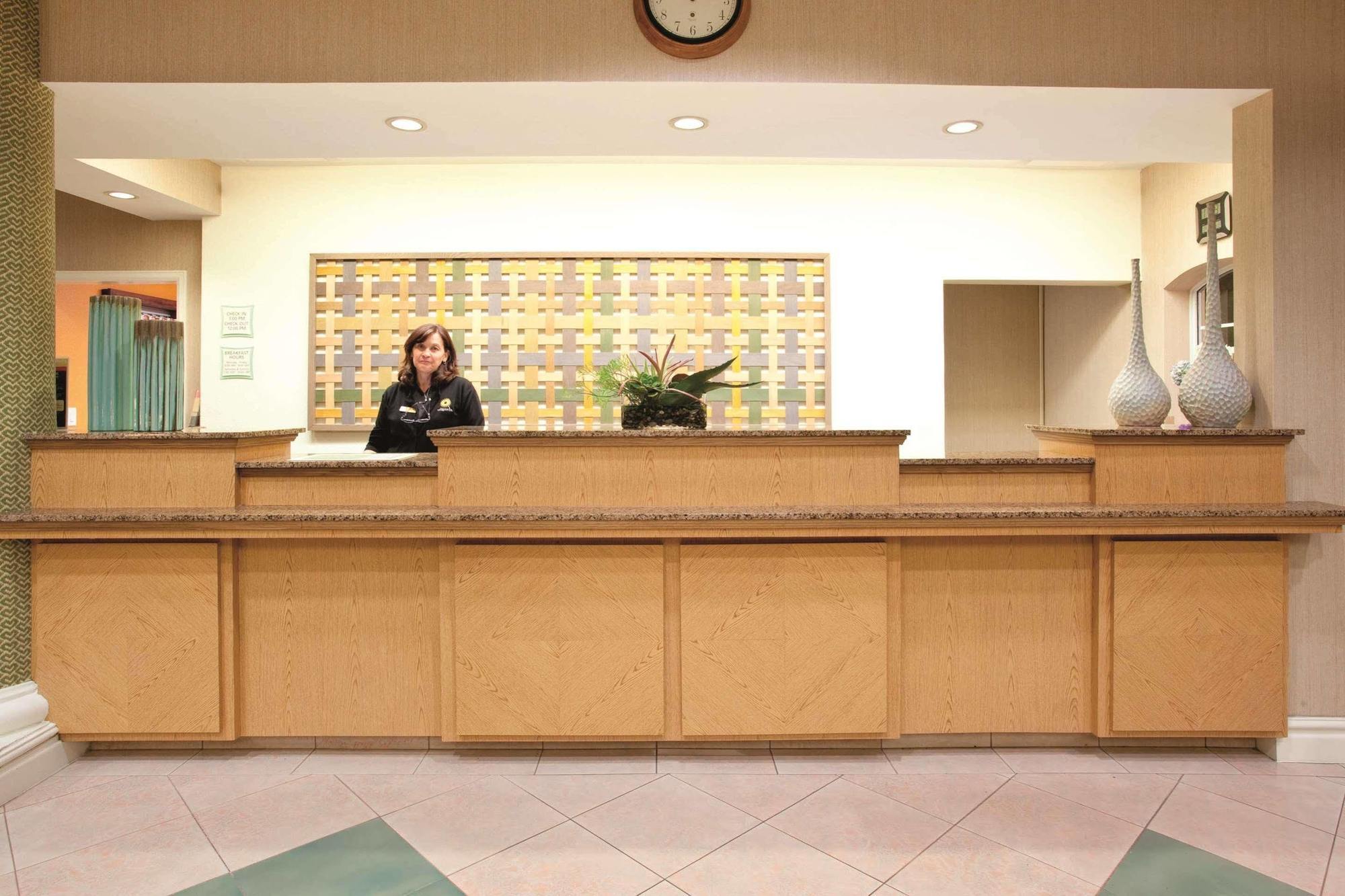 Hampton Inn Colorado Springs-Airport Eksteriør bilde